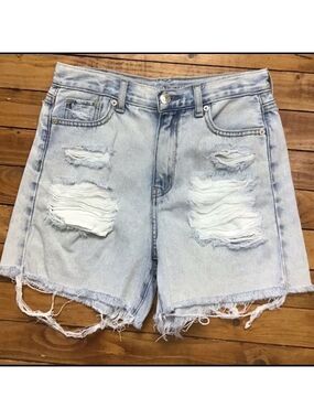 Aeo size 0 ripped mom jeans shorts  distressed size 0